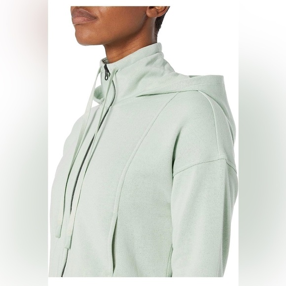 Core 10 Women's Super Soft Fleece Cropped Length Zip-Up Hoodie Sweatshirt - Picture 4 of 8